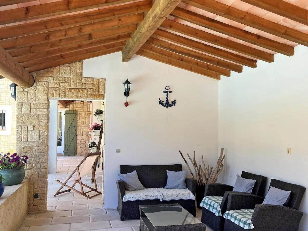 Maison Galle Uchaux Holiday home